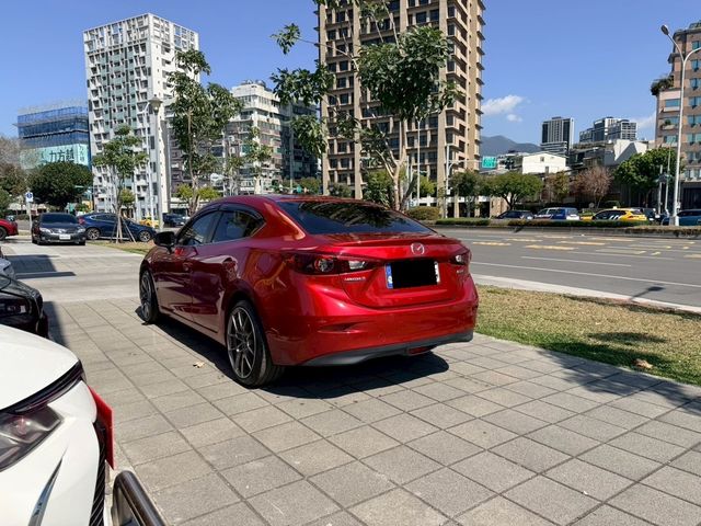MAZDA馬自達 MAZDA 3  第4張相片