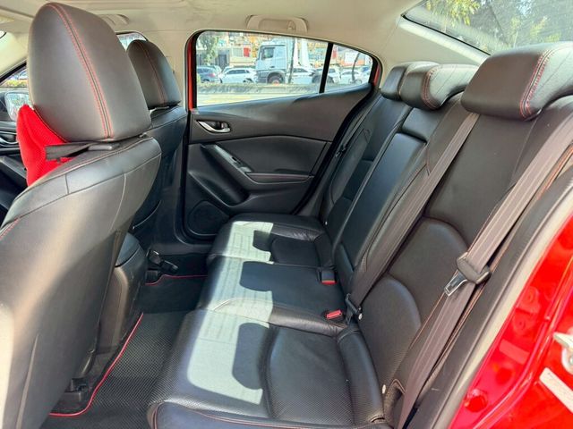 MAZDA馬自達 MAZDA 3  第12張相片