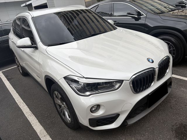 BMW寶馬 X1  第1張相片