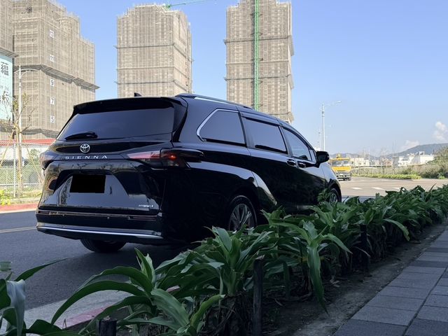 TOYOTA豐田 SIENNA  第3張相片