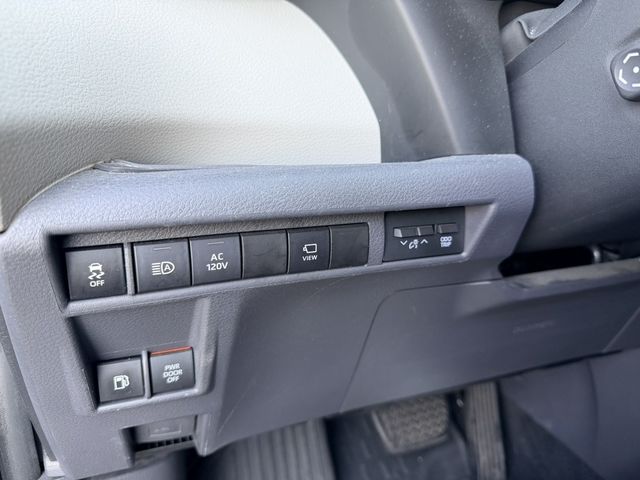 TOYOTA豐田 SIENNA  第12張相片