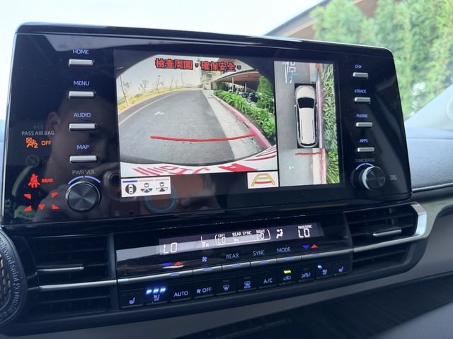 TOYOTA豐田 SIENNA  第13張相片