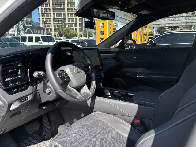 LEXUS凌志 RX350  第5張相片