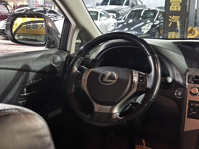 LEXUS凌志 RX270  第5張相片