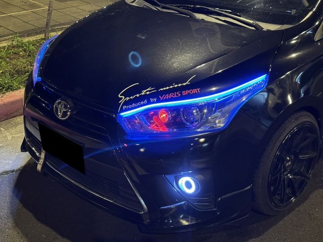 TOYOTA豐田 YARIS  第2張相片