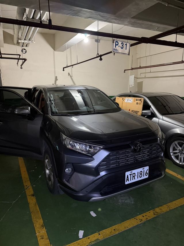 TOYOTA豐田 RAV4  第1張相片