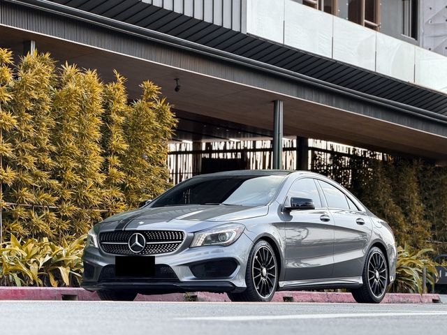 M-BENZ賓士 CLA250  第1張相片