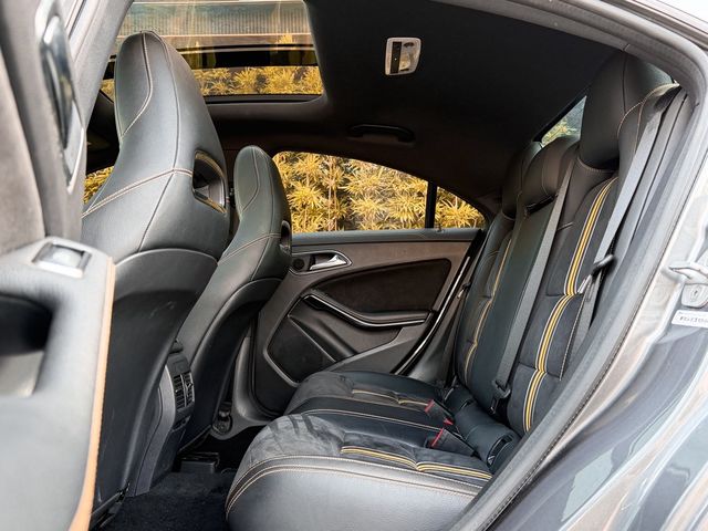 M-BENZ賓士 CLA250  第9張相片