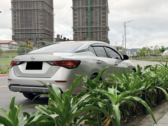 NISSAN日產 SENTRA  第3張相片