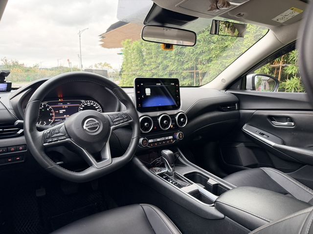 NISSAN日產 SENTRA  第6張相片