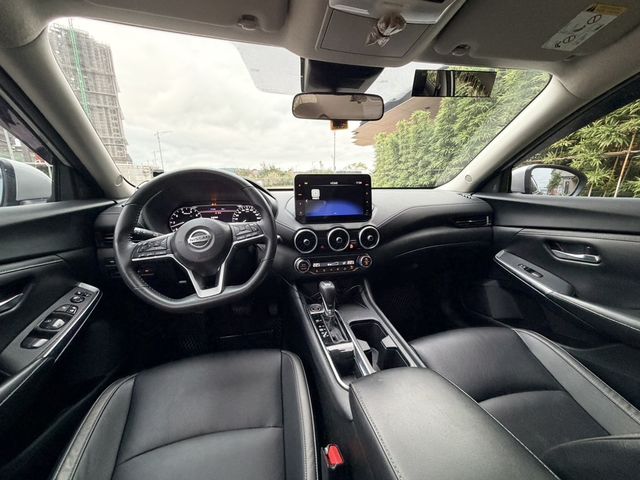 NISSAN日產 SENTRA  第7張相片