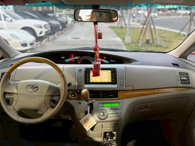 TOYOTA豐田 PREVIA  第5張相片