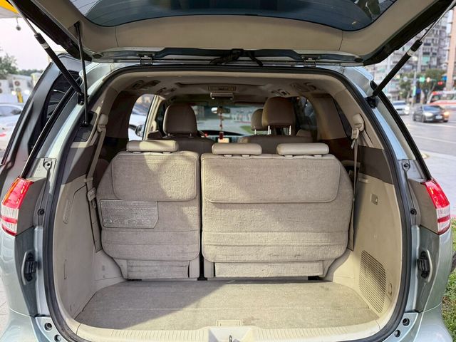 TOYOTA豐田 PREVIA  第13張相片