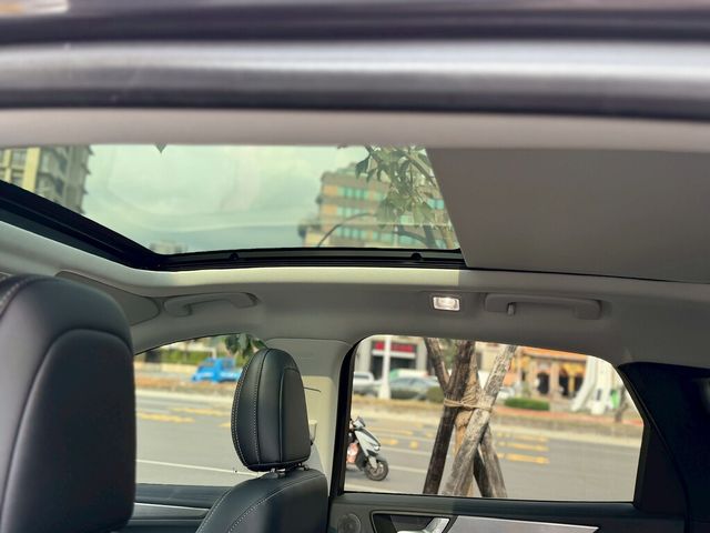 FORD福特 KUGA  第14張相片