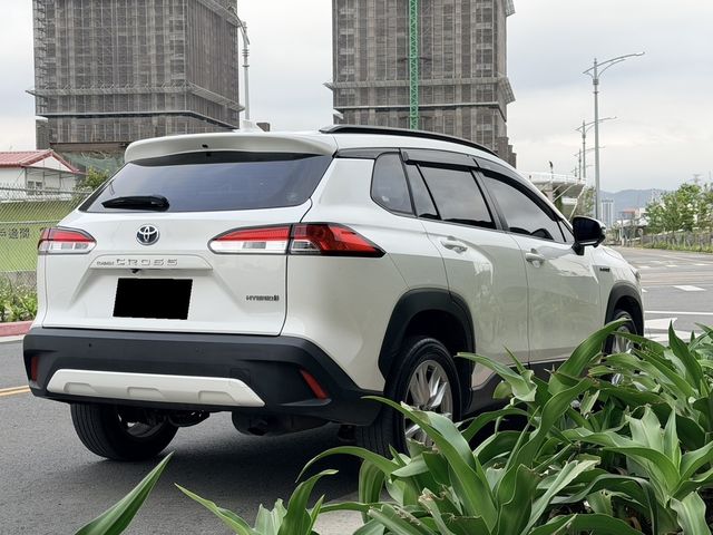 TOYOTA豐田 COROLLA CROSS HYBRID  第3張相片