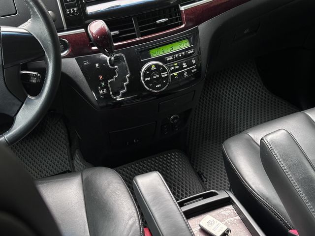 TOYOTA豐田 PREVIA  第6張相片