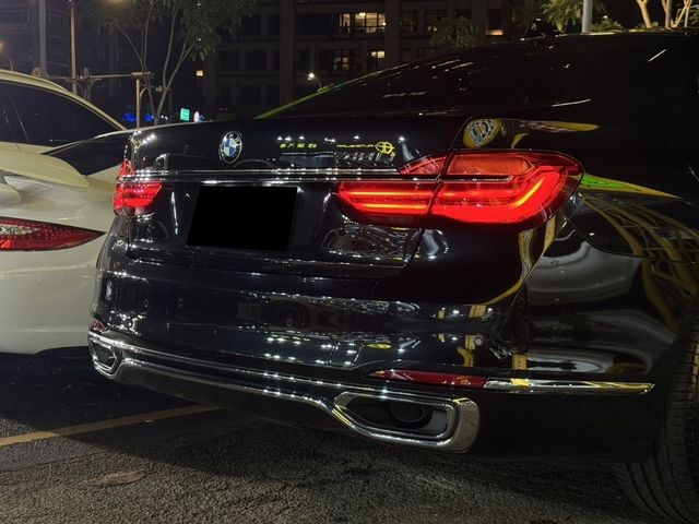BMW寶馬 740LI  第4張相片
