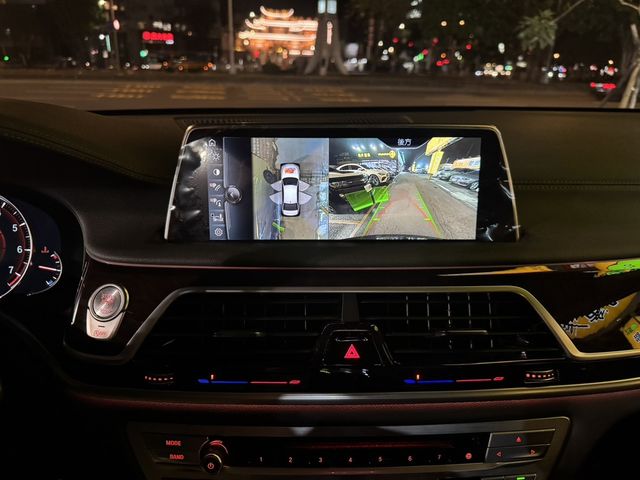 BMW寶馬 740LI  第11張相片