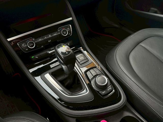 BMW寶馬 218D  第10張相片