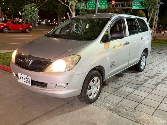 TOYOTA豐田 INNOVA  第2張相片