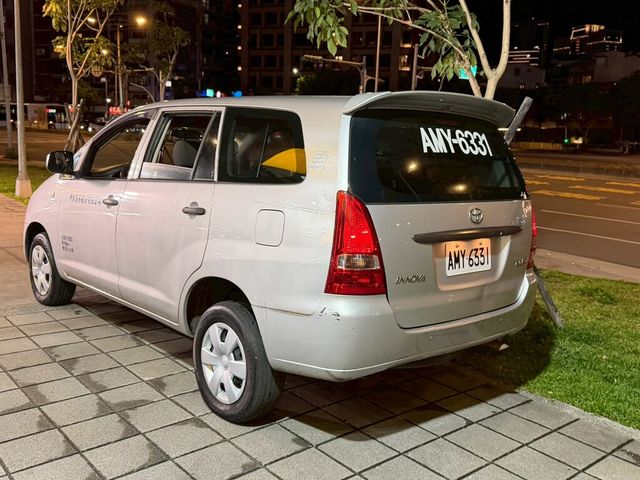 TOYOTA豐田 INNOVA  第4張相片