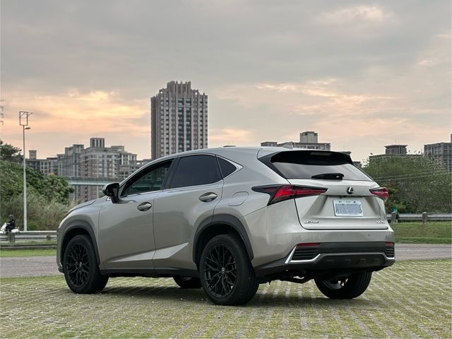 LEXUS凌志 NX200  第2張相片
