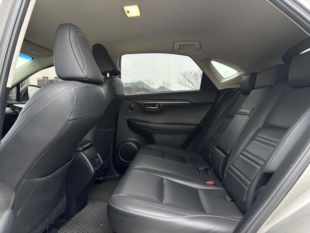 LEXUS凌志 NX200  第9張相片