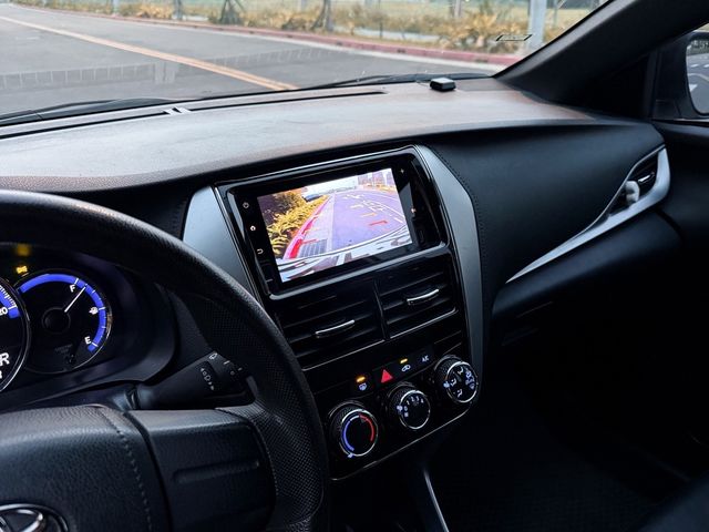 TOYOTA豐田 YARIS  第6張相片