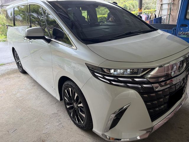 TOYOTA豐田 ALPHARD  第1張相片