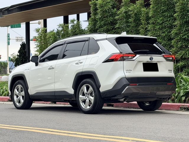 TOYOTA豐田 RAV4  第4張相片