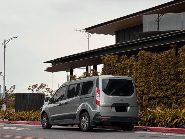 FORD福特 TOURNEO CONNECT  第3張相片