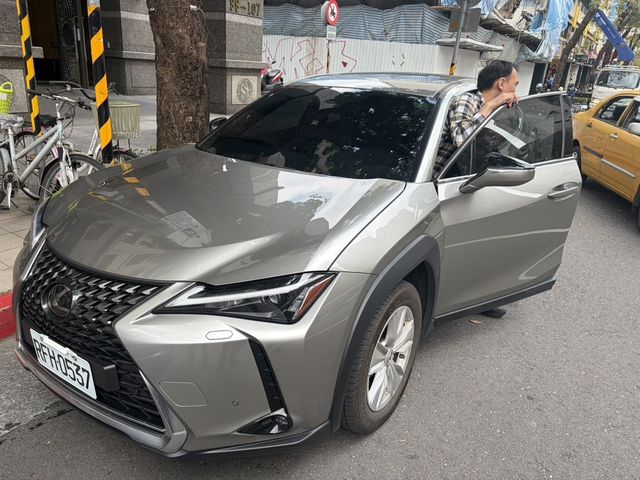 LEXUS凌志 UX250H  第1張相片