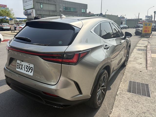 LEXUS凌志 NX200  第4張相片