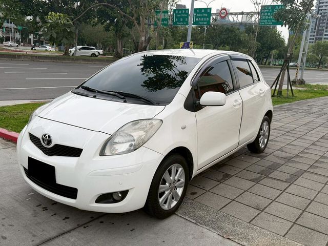 TOYOTA豐田 YARIS  第2張相片