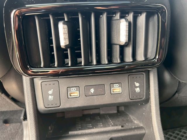 HYUNDAI現代 CUSTIN  第10張相片