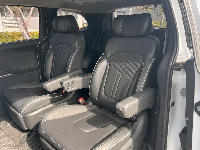 HYUNDAI現代 CUSTIN  第11張相片