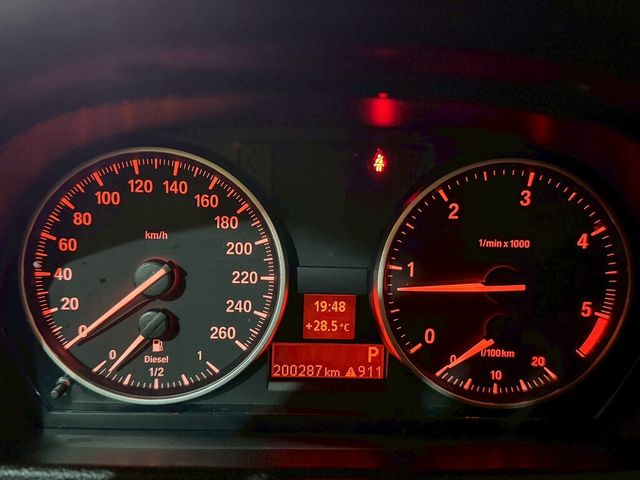 BMW寶馬 X1  第7張相片