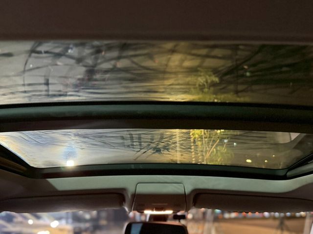 BMW寶馬 X1  第9張相片