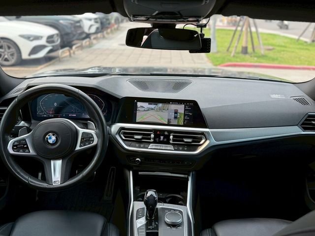BMW寶馬 320I M SPORT  第11張相片