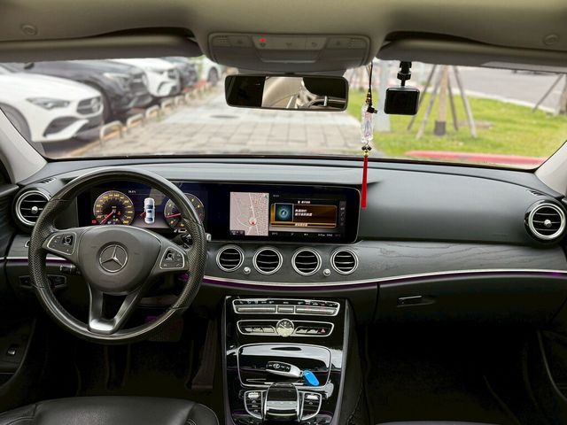 M-BENZ賓士 E250  第12張相片