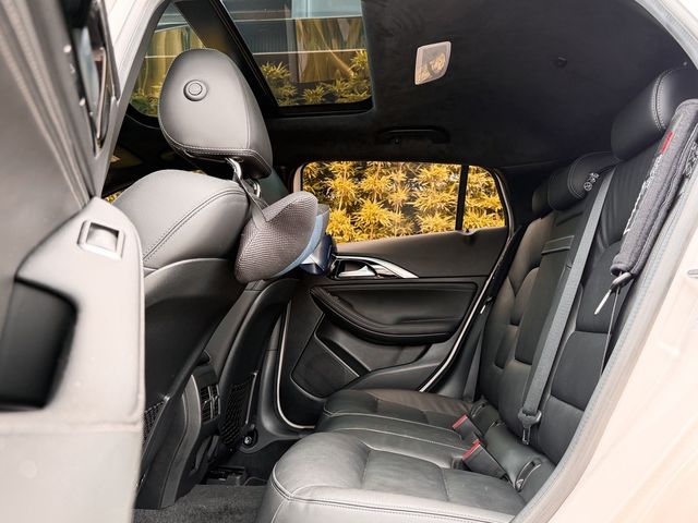 INFINITI無限 Q30  第9張相片