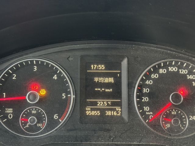 VOLKSWAGEN福斯 T5 CARAVELLE  第10張相片