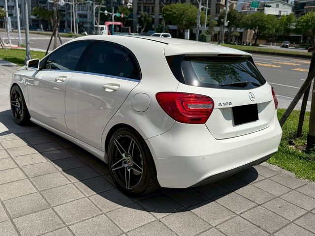M-BENZ賓士 A180  第3張相片