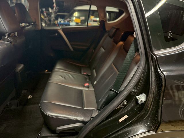 TOYOTA豐田 RAV4  第10張相片