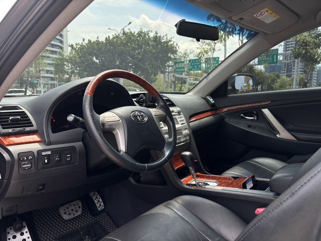 TOYOTA豐田 CAMRY  第7張相片