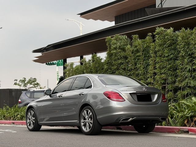 M-BENZ賓士 C300  第2張相片