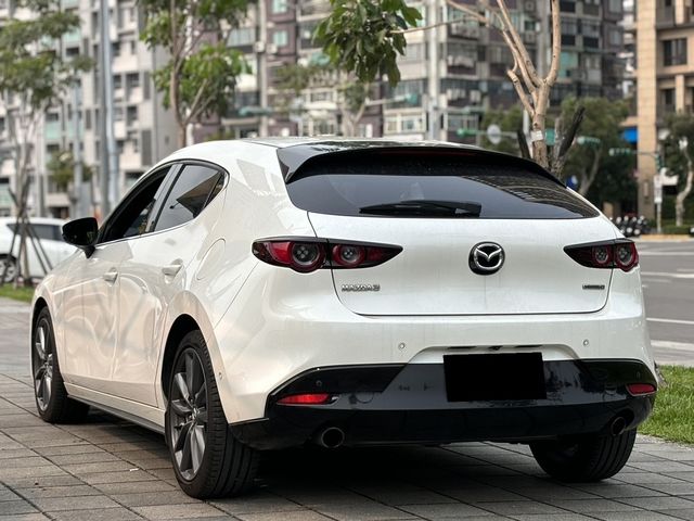 MAZDA馬自達 MAZDA 3  第2張相片