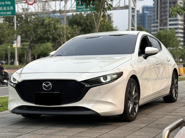 MAZDA馬自達 MAZDA 3  第3張相片