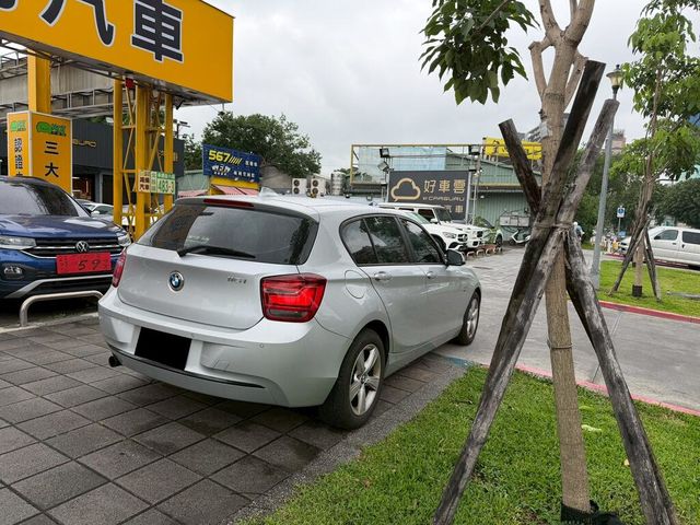 BMW寶馬 116I  第4張相片