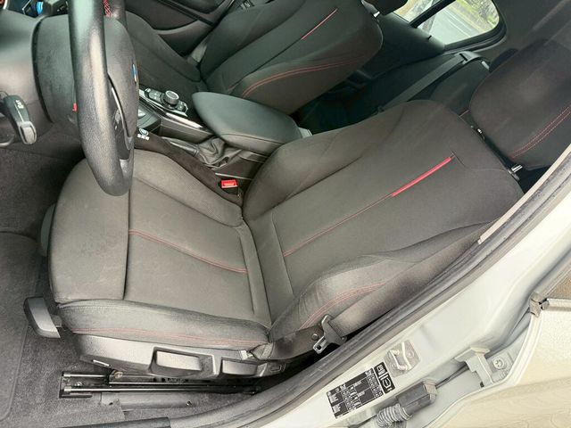 BMW寶馬 116I  第5張相片